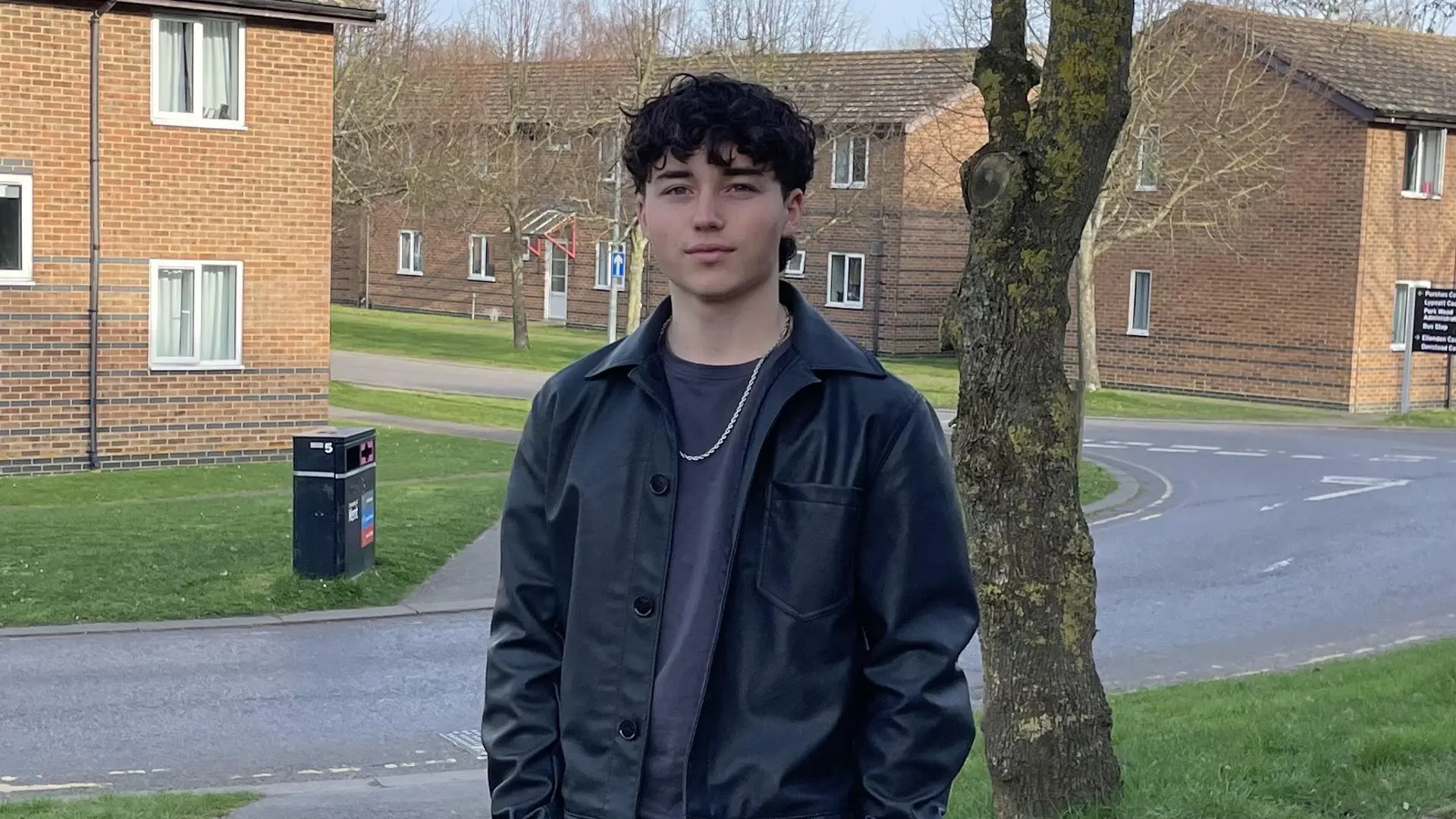 Un español, de Erasmus en el epicentro del brote mortal de meningitis en Kent: «Ha sido un poco apocalíptico»