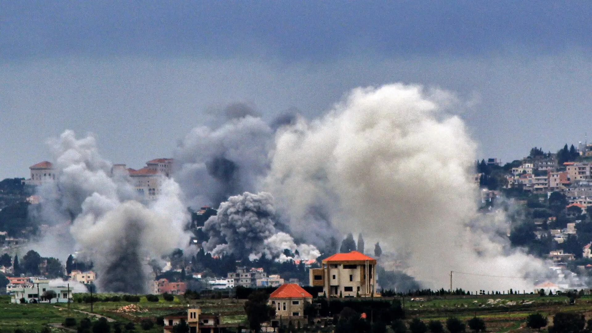 Israel se dispone a controlar el sur del Líbano tras destruir los puentes usados por Hezbolá