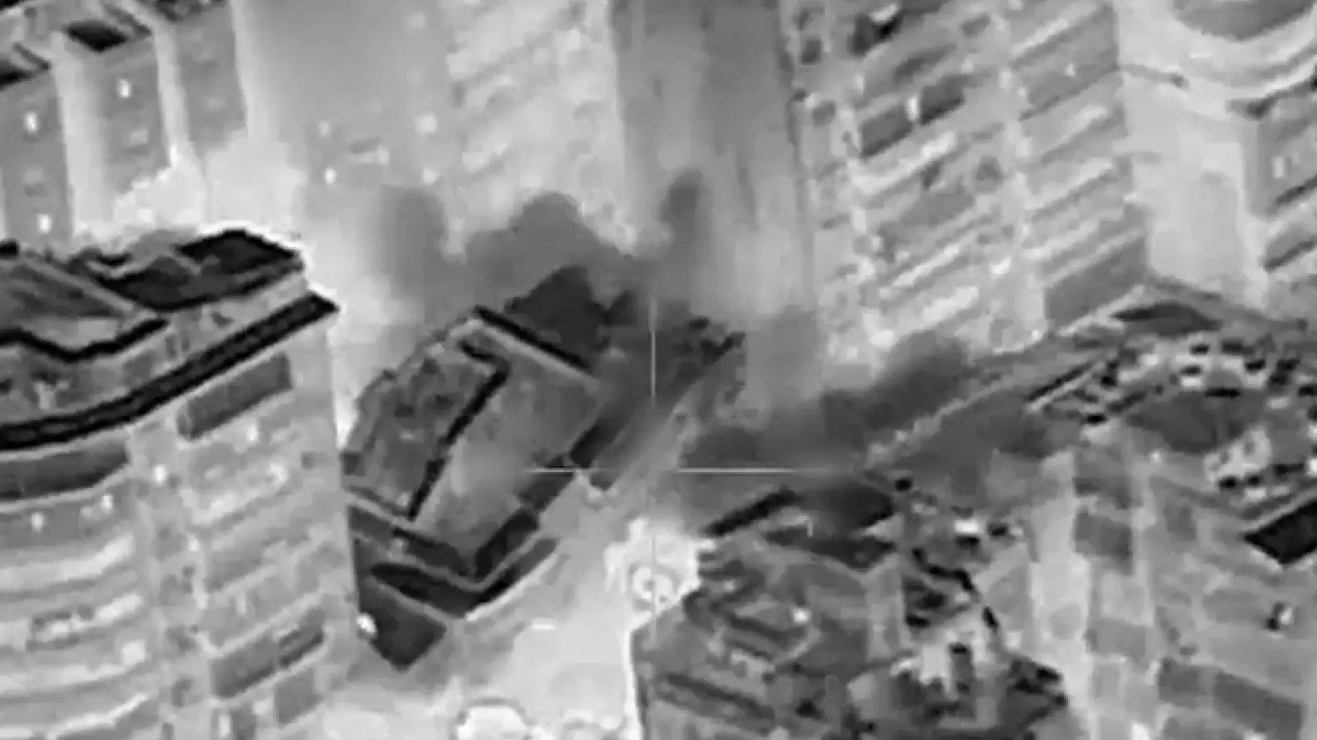 El impresionante momento en el que Israel derriba presuntas sedes de Hezbolá en Beirut