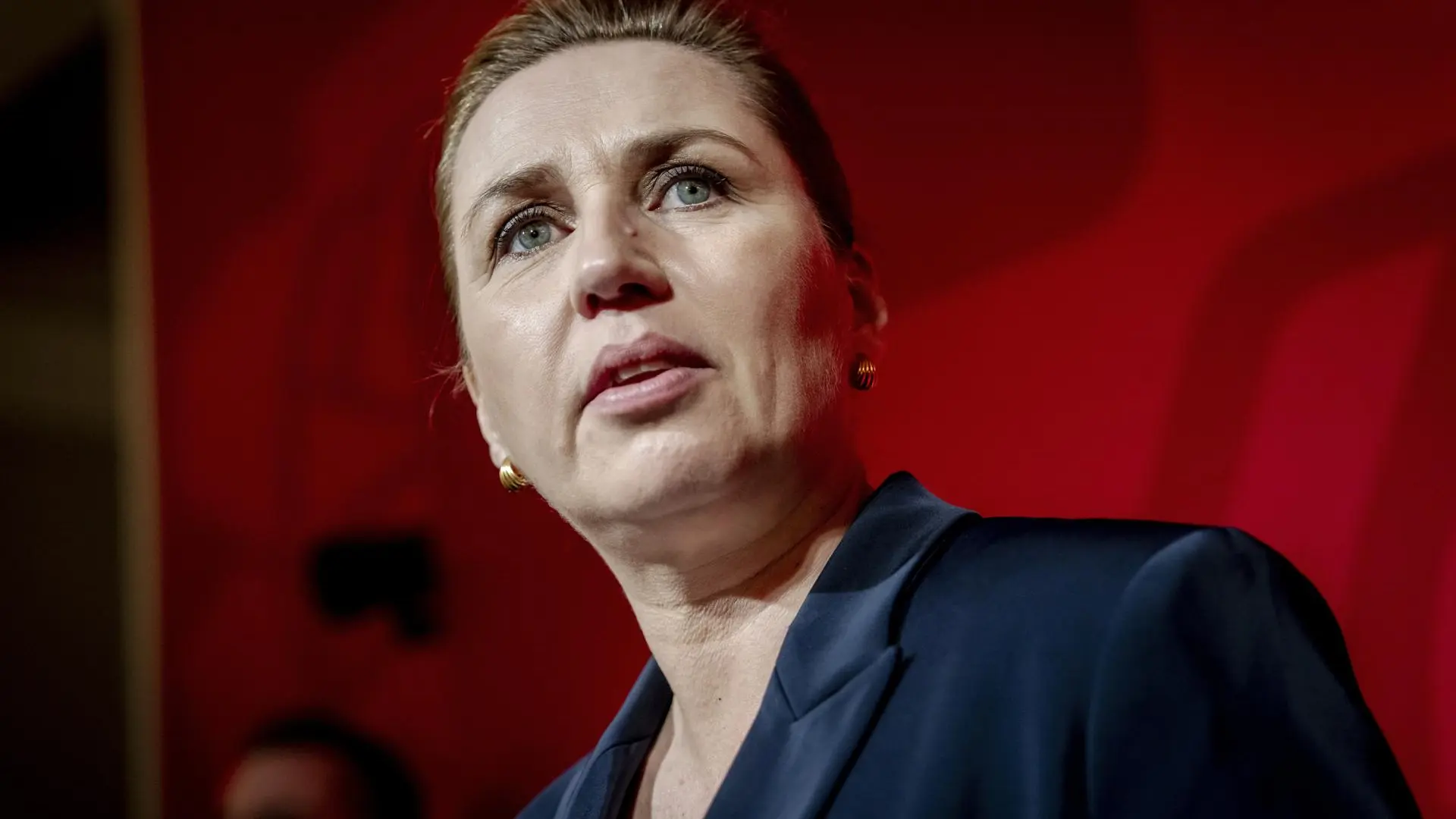 La primera ministra en funciones de Dinamarca recibe el encargo de formar Gobierno de manos del rey