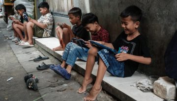 Indonesia prohíbe el uso de redes sociales a menores de 16 años