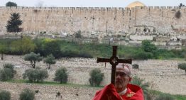 Policía israelí impide al cardenal Pizzaballa ingresar al Santo Sepulcro; Netanyahu ordena acceso inmediato