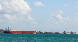 Casa Blanca asegura que la llegada de petrolero ruso a Cuba no implica un cambio en la política de EU