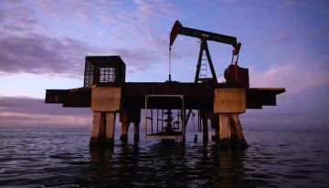 ADN Económico: Ingresos récord gracias a las licencias de la Ofac vs un bolívar en caída libre