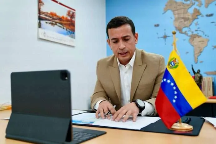 Delcy Rodríguez designó a Johann Álvarez como nuevo Ministro de Comercio Exterior