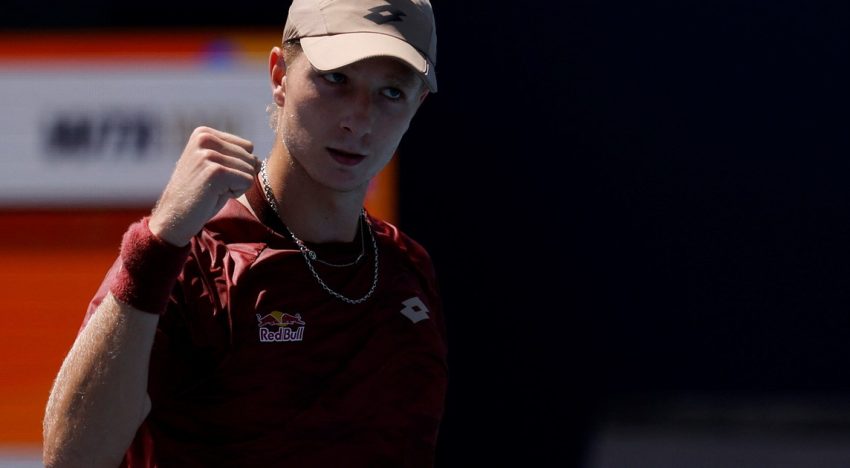 Quién es Martín Landaluce: la historia del español que crece a la sombra de Carlos Alcaraz y da la nota en el Masters 1000 de Miami