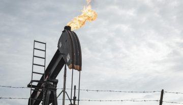 Precio del petróleo superó los 100 dólares por temor a una guerra prolongada en Irán