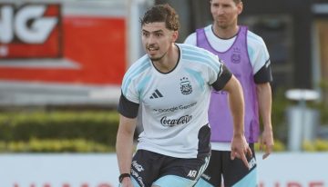 Joaquín Panichelli, otro lesionado en la Selección Argentina: no terminó el entrenamiento en Ezeiza y se pierde los últimos amistosos antes del Mundial 2026