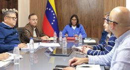 ¿La culpa es del sol? Delcy Rodríguez anunció racionamiento eléctrico en medio de apagones (VIDEO)