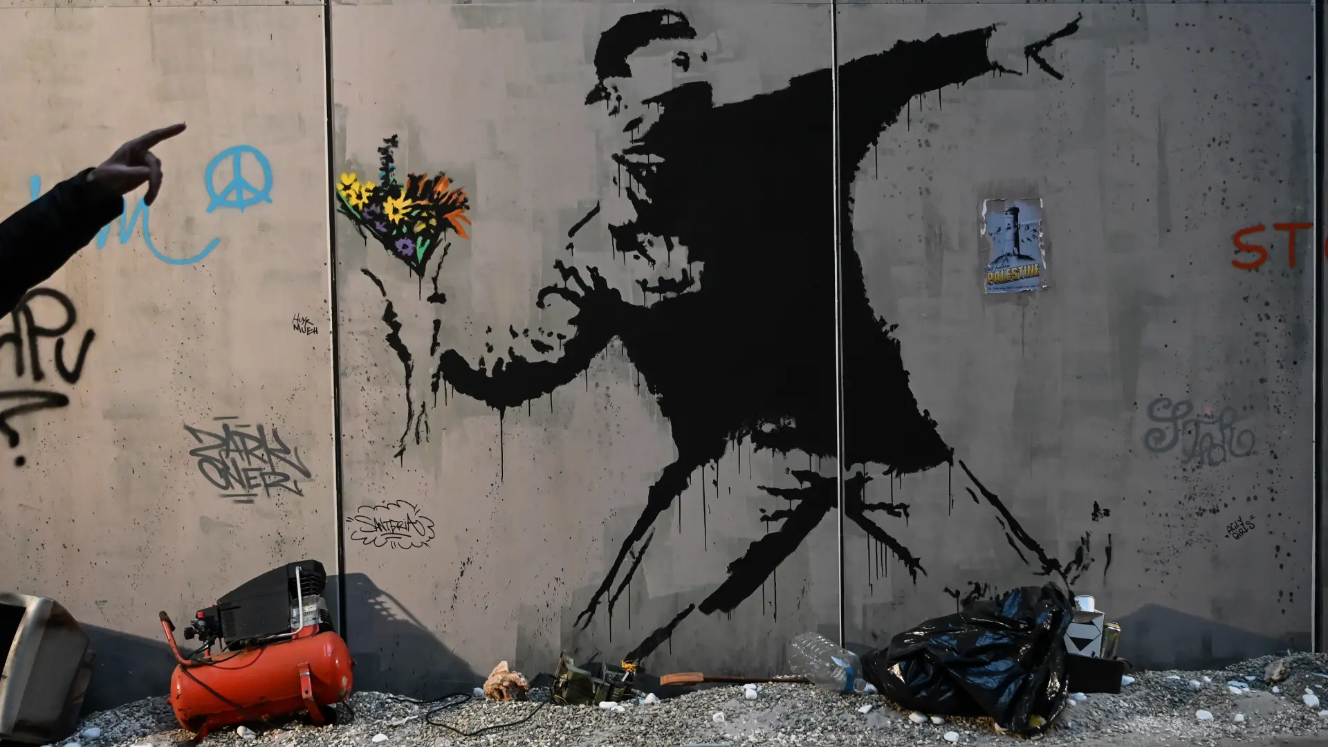 Una investigación de la agencia Reuters revela la identidad del artista callejero Banksy «sin lugar a dudas»