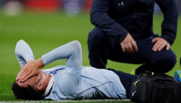 Golpazo para el Loco Bielsa: Piquerez se rompió los ligamentos del tobillo derecho y se perderá el Mundial 2026 con Uruguay