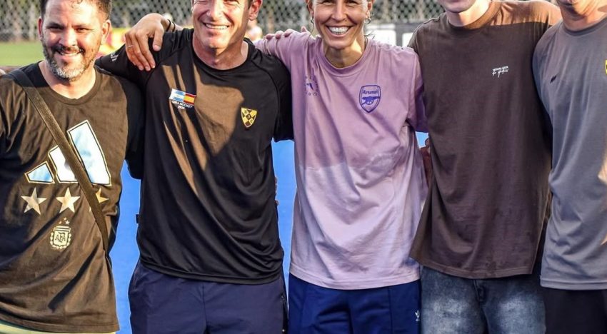 Sofía Maccari, la única mujer entrenadora de los 28 equipos del Metropolitano de hockey: «Es un ambiente muy masculino en un deporte femenino»