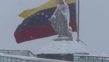 Mérida se tiñó de blanco: Así fue la primera nevada de la temporada en el Pico Espejo (VIDEO)