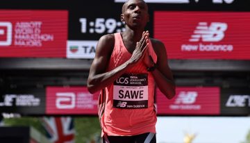 Maratón de Londres con dos récords mundiales y una barrera histórica superada: el keniata Sebastian Sawe corrió por debajo de las dos horas