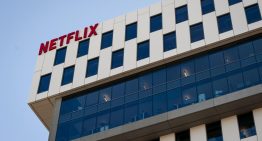 El plan de Netflix para hacerle frente al fracaso en la oferta de adquisición de Warner Bros