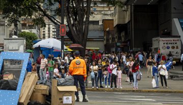 Flexibilización de sanciones ayudaría a estabilizar el dólar y bajar la inflación, según José Guerra