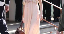 Parecen de lujo, pero son de Zara: 4 vestidos elegantes y muy favorecedores que son perfectos para invitadas de bodas de primavera