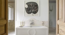 12 baños de diseño en los que inspirarte antes de reformar el tuyo si quieres acertar con cada detalle