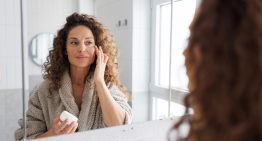 Los nuevos cosméticos pre y post medicina estética que mejoran los resultados (y aceleran la recuperación) de pinchazos, peelings y disparos de láser