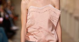 La «despreocupación indomable»: así es la tendencia que saca la lencería a la calle