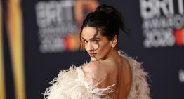 Rosalía (33 años) comparte su rutina de cuidado facial: «Mi piel se irrita fácilmente, por eso tengo que elegir bien lo que uso»