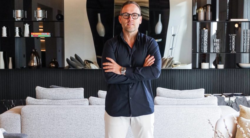 Christian Sintes, arquitecto: «Un diseño contemporáneo bien entendido no es el que sigue tendencias, sino el que es capaz de filtrar la saturación y homogeneización para  quedarse con lo esencial»