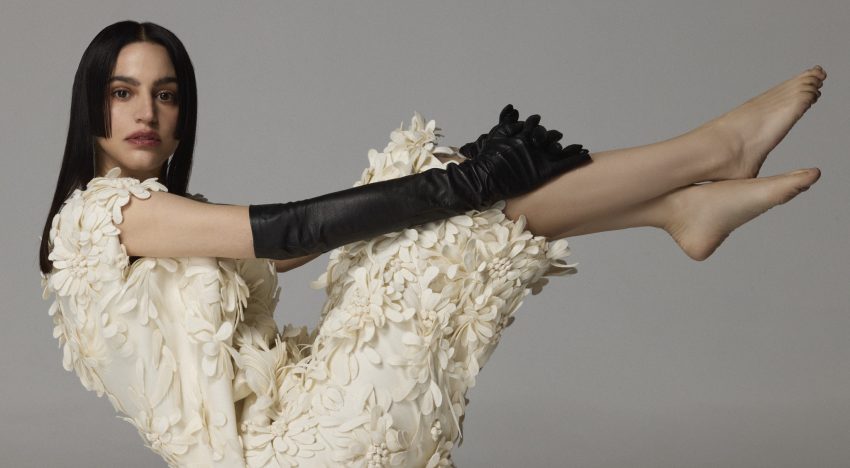 María Arnal, cantante y compositora: «Da vértigo ser libre, pero también es una bendición atreverte a serlo»