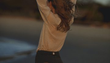 José Ruiz, entrenador: «Los glúteos son los que mejor pueden predecir nuestra vejez, y las sentadillas, su ejercicio infalible: levántate sin apoyo unas 100 veces al día»