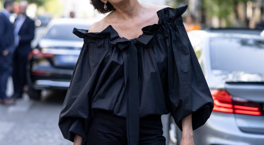 Nos hemos propuesto desvelar los secretos del estilo de primavera de Inès de la Fressange, la eterna musa del charme parisino