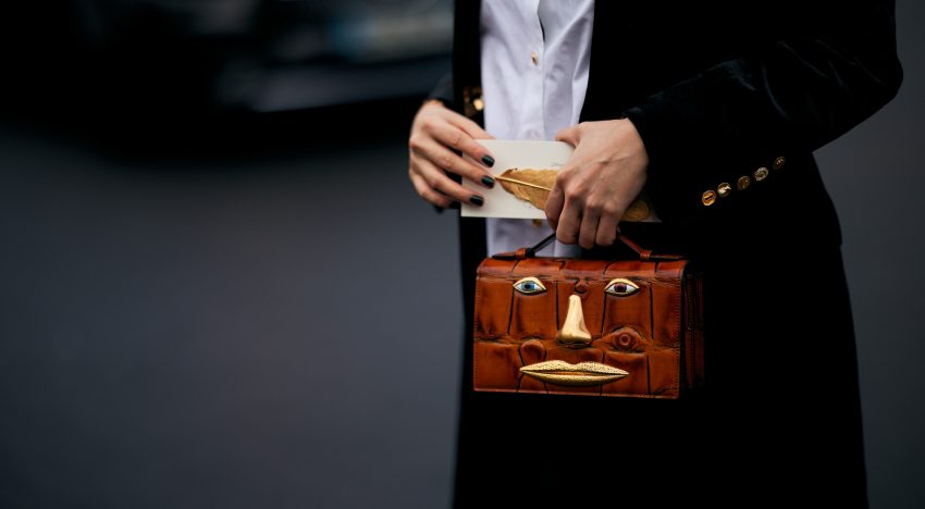 También hay un armario cápsula de la belleza, estos 6 colores de uñas nunca pasan de moda (y suman elegancia a cualquier look)