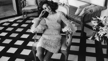 Así fue la preciosa collezione 'Bianca' que hizo célebre a Valentino y que puede inspirarte, si te casas. ¿Quién dijo que el modisto solo fue famoso por su «Rosso»?