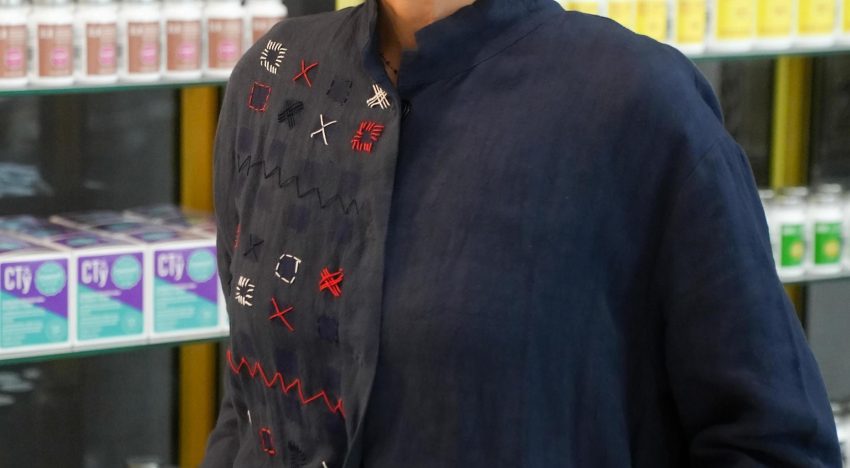 Asun Arias, farmacéutica: «Como científica que soy no tengo dudas que a partir de los 50 hay varios suplementos indispensables: el primero la vitamina D3»