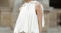 Claudia Sánchez, farmacéutica: «Es un error usar varios exfoliantes a la vez porque la piel se satura y se irrita»