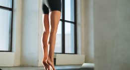 Camila Monguzzi, entrenadora: «La sentadilla es muy buena, pero no trabaja todo. Entrenando piernas, si siempre haces lo mismo, el cuerpo deja de adaptarse»