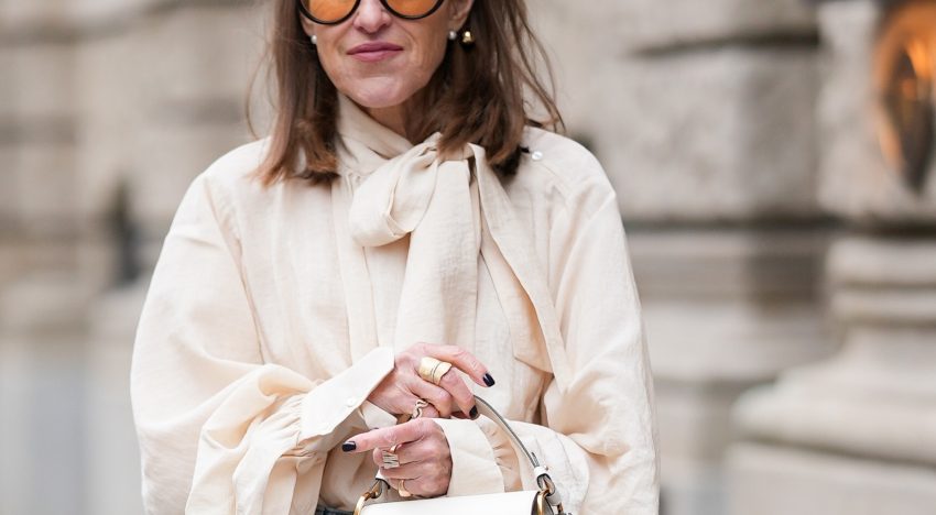 He encontrado en Zara y Mango las blusas ideales para llevar con vaqueros blancos y crear un elegante y versátil look de primavera