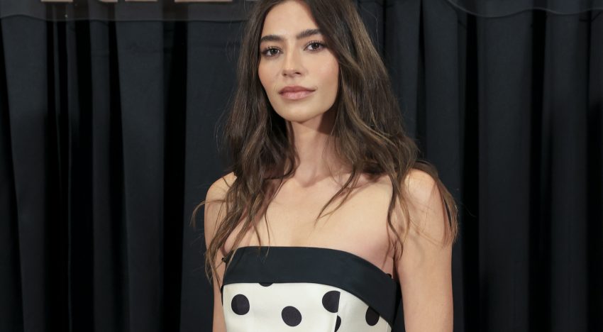 Rocío Crusset se adelanta a la Feria de Abril con el vestido de flores boho más bonito y el calzado tendencia esta primavera