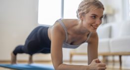 José Ruiz, entrenador: «Entrenar 10 minutos de sentadillas, planchas y zancadas en casa puede ser mejor que una hora en el gimnasio»