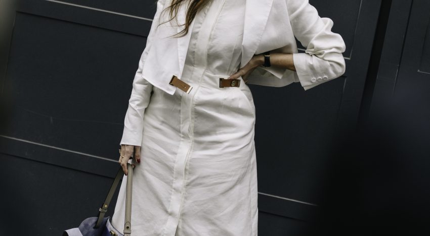 Entrar a Zara a por un regalo para mi madre y salir con los cinco vestidos de lino más bonitos de la primavera perfectos para llevar con alpargatas planas o de cuña