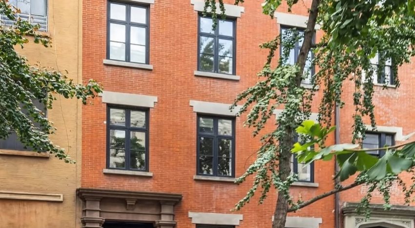 La casa de Sarah Jessica Parker en Nueva York está en venta y hemos descubierto que no tiene nada que envidiar al apartamento de su alter ego, Carrie Bradshaw