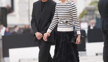 Tilda Swinton confirma que estos son los tres básicos que las mujeres más elegantes del norte necesitan para vestir bien de aquí a septiembre