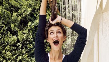 Katrina Riera, farmacéutica y experta capilar: «Si usas agua caliente para lavarte el pelo, conseguirás que tu cabello esté más seco y frágil»