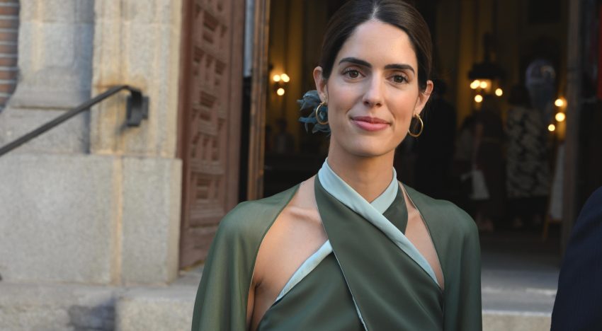 Las 10 veces que Sofía Palazuelo se ha vestido de invitada y nos ha dado una lección de estilo: del vestido midi más original a las sandalias doradas con taconazo