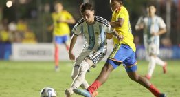 Golpazo para la Selección Sub 17 de Placente: tres expulsados y goleada de Colombia que se quedó con el Sudamericano