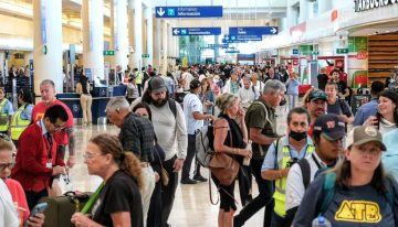 Magnicharters deja varados a decenas de pasajeros en Cancún