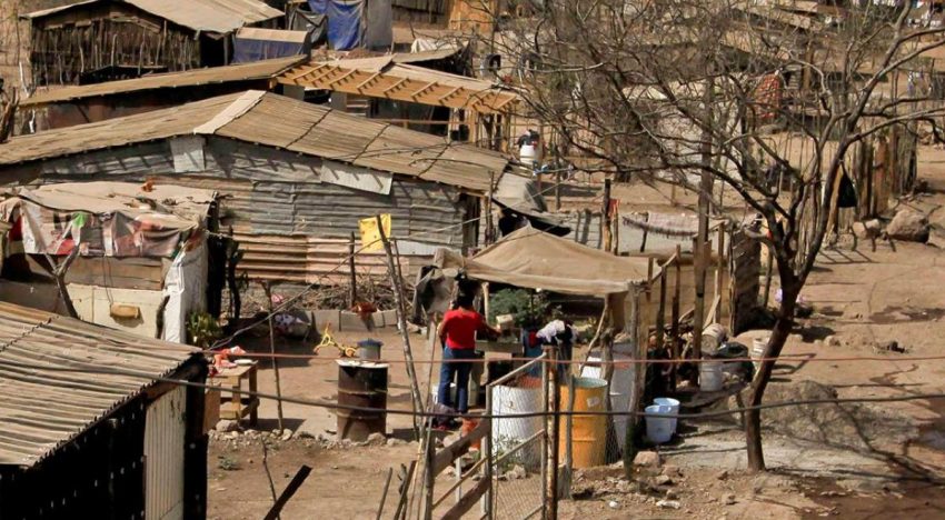 Vivienda precaria profundiza desigualdad en salud y educación de familias