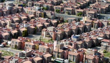 México ordena su política de vivienda, pero no alcanza a la realidad social