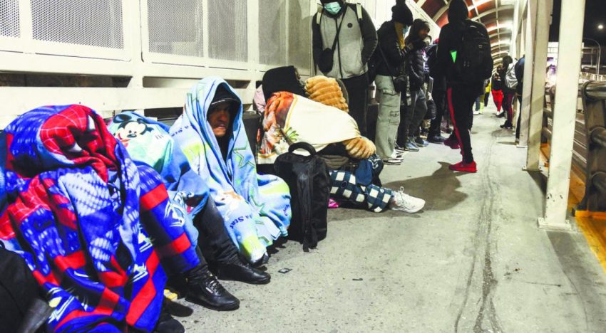 Redadas, miedo y abandono: migrantes mexicanos enfrentan crisis tras deportaciones desde EU