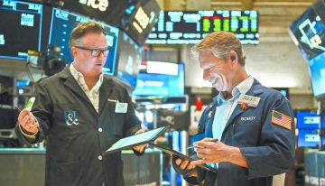 Wall Street avanza tras comentarios de Trump sobre Irán