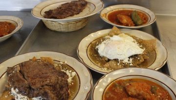 Las fondas de CDMX ya resienten el alza del jitomate: así ajustan sus platillos