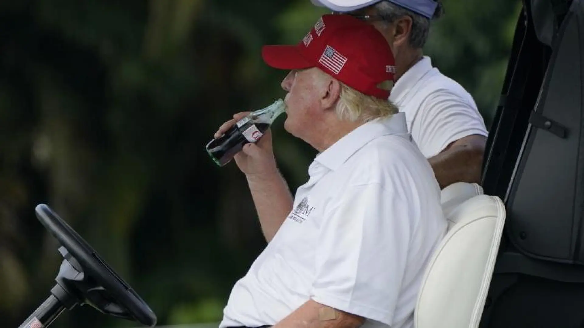 Los médicos desmienten a Donald Trump: los refrescos 'light' no previenen ni curan el cáncer «matando a las células cancerígenas»